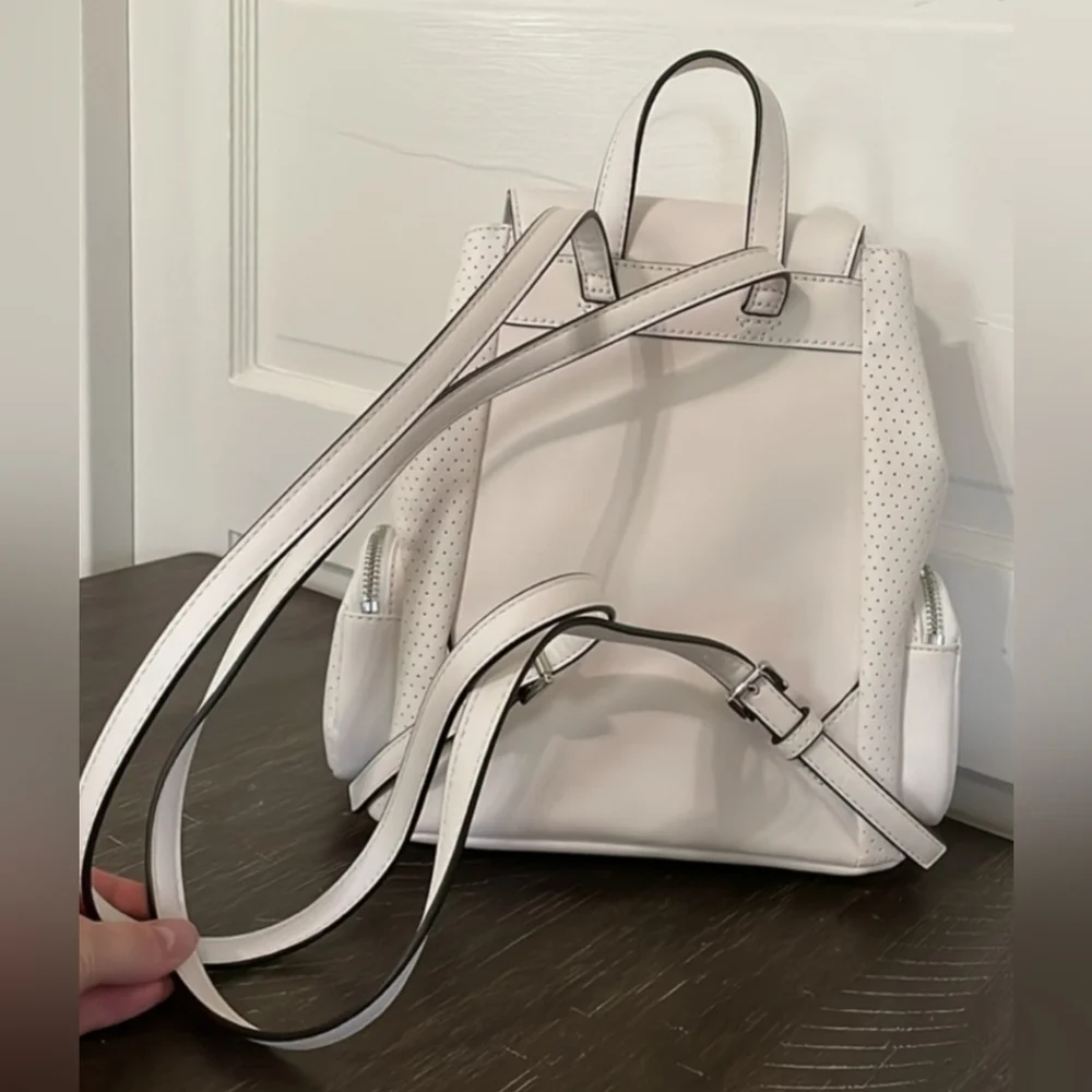 Michael Kors Abbey White Cargo Backpack Purse Tote Optic White NWT - Picture 4 of 9